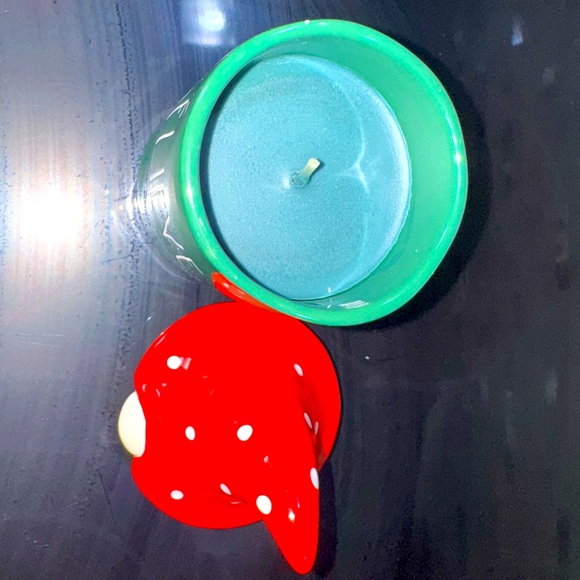 BNWT, Rae Dunn, Christmas candle with gnome topper - Picture 4 of 6